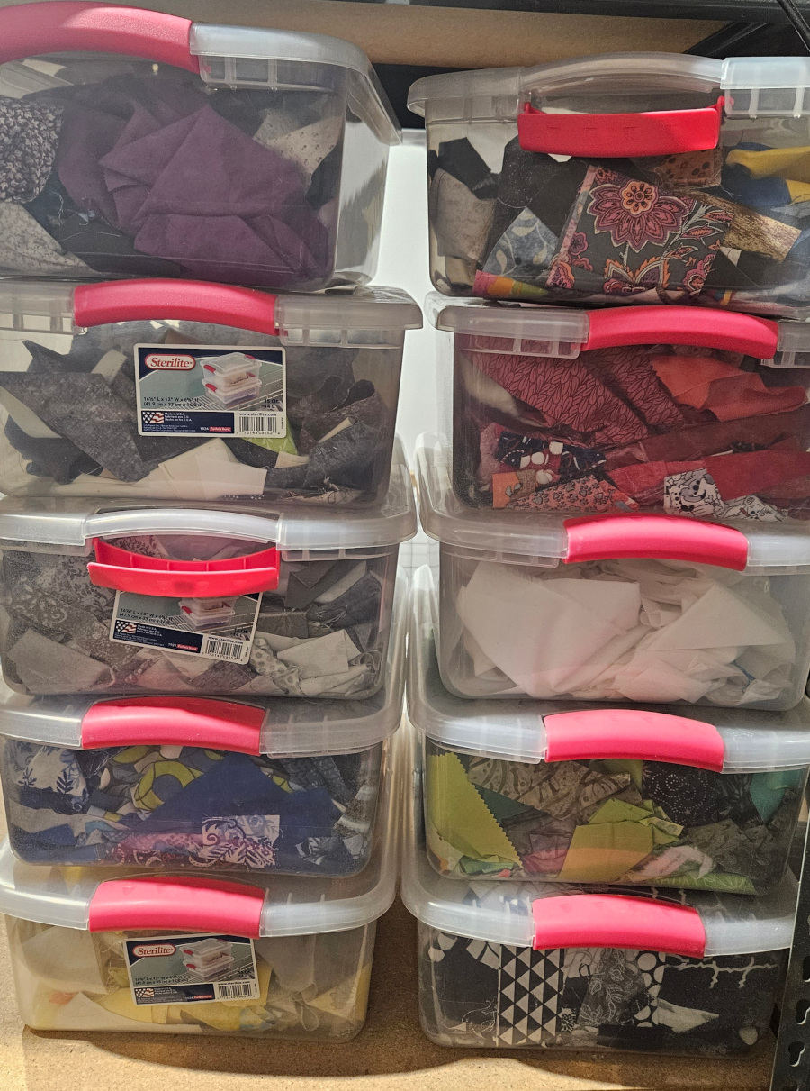 Mastering the art of organizing your fabric stash - fabric stored in clear containers
